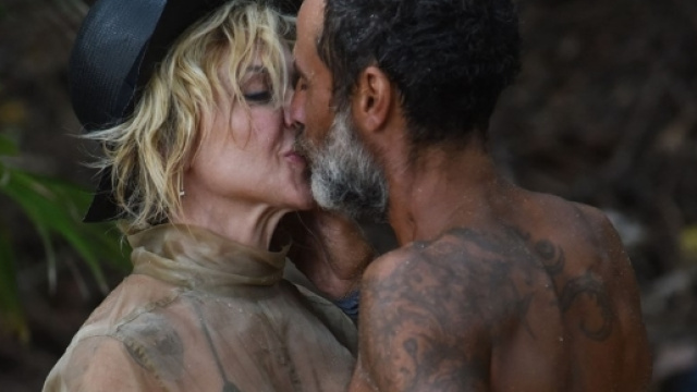 Isola dei Famosi: il compenso di Paola Barale