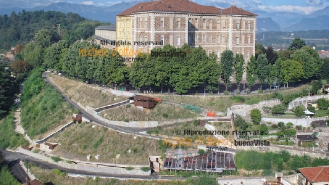 Veduta del castello di Rivoli, prima delle grandi trasformazioni subite dalla citt&agrave;