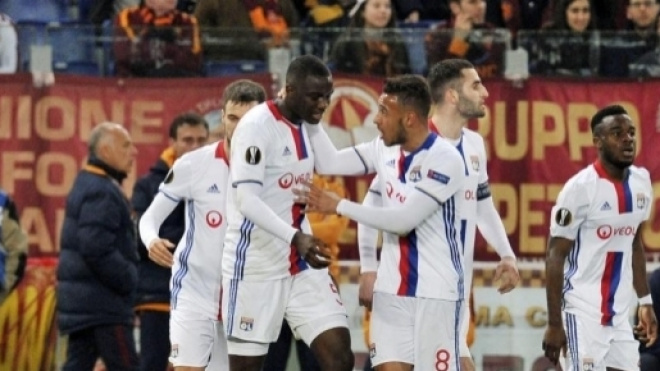Foot - Mouctar Diakhaby celebrates with Corentin Tolisso during ... - madeinfoot.com