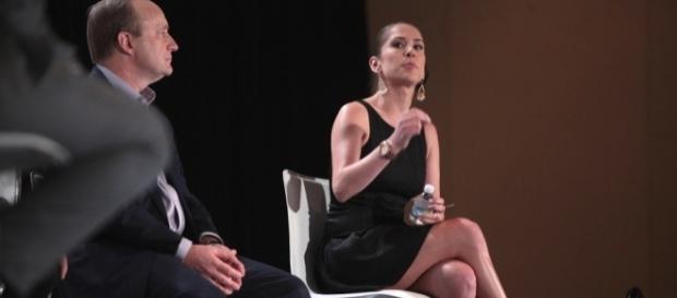 Ana Kasparian with The Young Turks on new TSA pat down procedures / Gage Skidmore, Flickr CC BY-SA 2.0 Ana Kasparian with The Young Turks on new TSA pat down procedures / Gage Skidmore, Flickr CC BY-SA 2.0