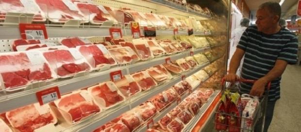 Dicas para não comprar carne estragada Dicas para não comprar carne estragada