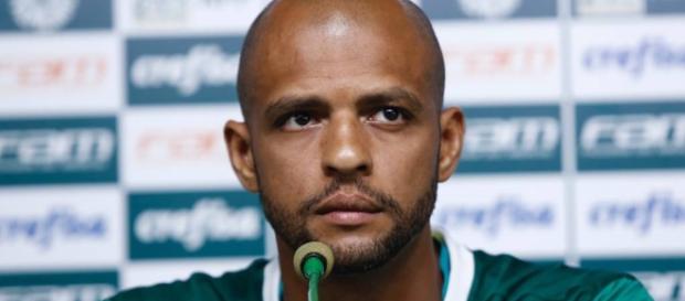 Felipe Melo foi contratado pelo Palmeiras depois de muitos anos da Europa Felipe Melo foi contratado pelo Palmeiras depois de muitos anos da Europa