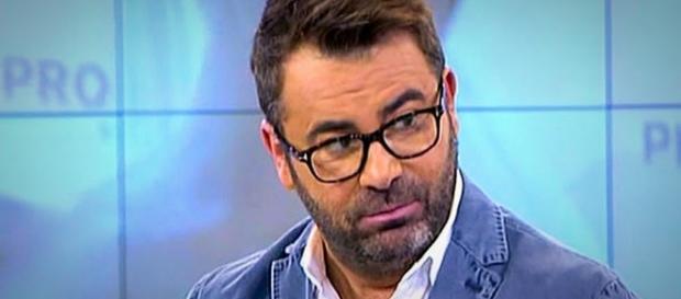 Jorge Javier Vázquez, y su nuevo "Deluxe" sin "Sálvame" Jorge Javier Vázquez, y su nuevo "Deluxe" sin "Sálvame"