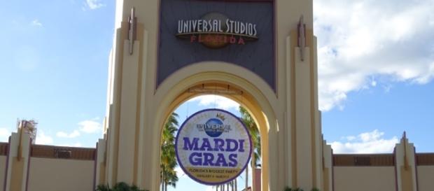 Univeral Studios Florida is hosting its annual Mardi Gras event. (Photo by Barb Nefer( Univeral Studios Florida is hosting its annual Mardi Gras event. (Photo by Barb Nefer(
