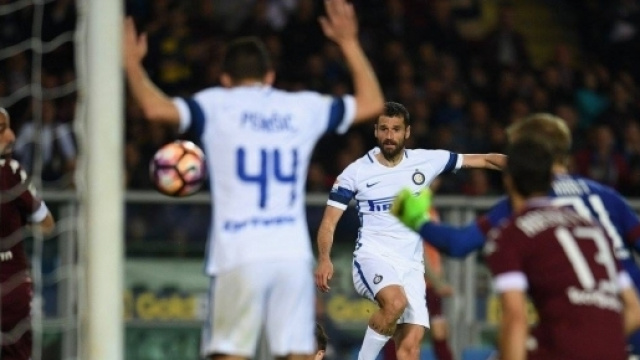 Antonio Candreva gol del 2-2 Torino-Inter (https://www.facebook.com/Inter/?fref=ts)