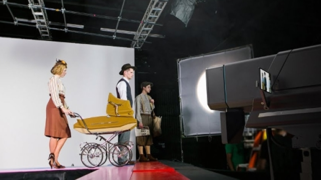 La population est prête il ne manque qu'un grand multiplex lytro.com