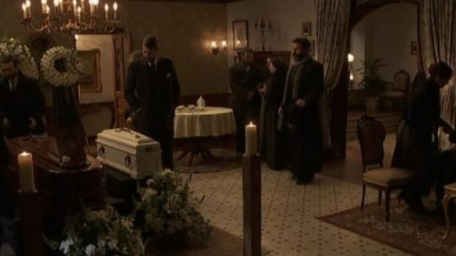 La veglia funebre in onore di Candela e del suo bambino