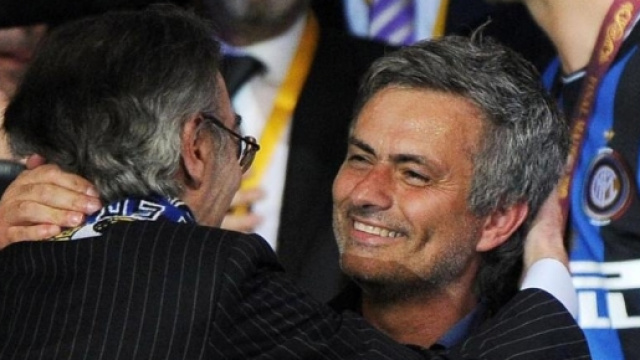 Moratti e mourinho festeggiano la vittoria della Champions (fonte: La Stampa"