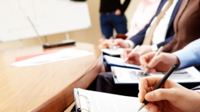 Nato: stage retribuiti a studenti universitari.