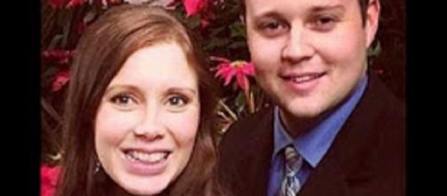Source: Youtube Audio Mass Media Reviews. Anna and Josh Duggar expecting 5th baby