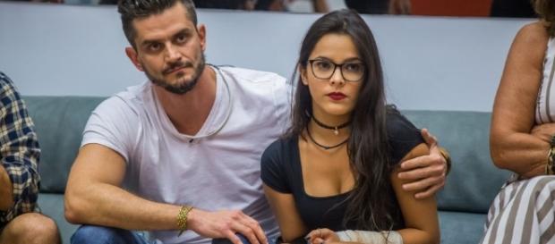 Enquete do UOL e vidente concordam que Emilly não será a campeão do programa Enquete do UOL e vidente concordam que Emilly não será a campeão do programa