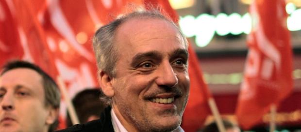 Philippe Poutou même les maires de gauche ne l'ont pas adoubé parismatch.com Philippe Poutou même les maires de gauche ne l'ont pas adoubé parismatch.com