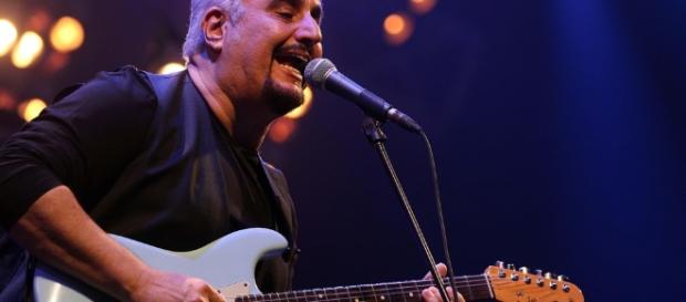 Pino Daniele - Notizie, foto, video - Internazionale - internazionale.it Pino Daniele - Notizie, foto, video - Internazionale - internazionale.it
