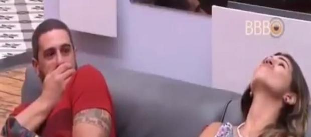 Vivian passa por constrangimento no 'BBB17' Vivian passa por constrangimento no 'BBB17'