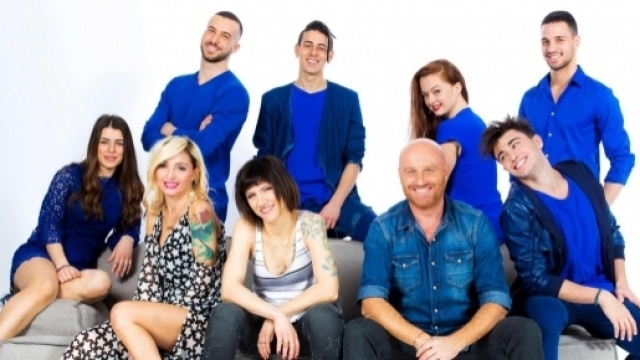 Anticipazioni Amici: la 'squadra blu' di Elisa perde Michele nella prima puntata.