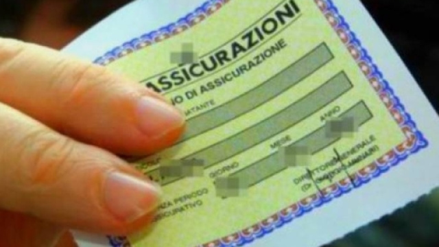 Assicurazioni, Rc auto non pagata per 16 anni.
