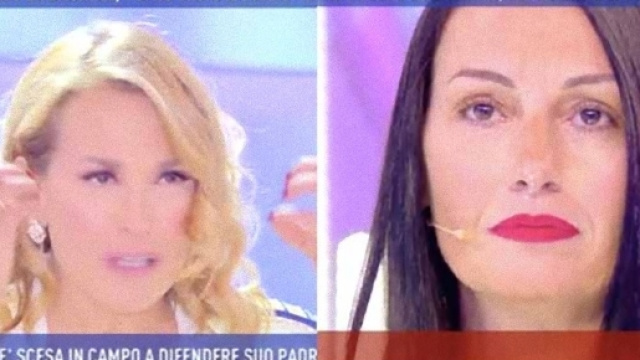 Barbara D'Urso lancia una frecciatina a Cristina Plevani: 'Io orrore della tv?'.