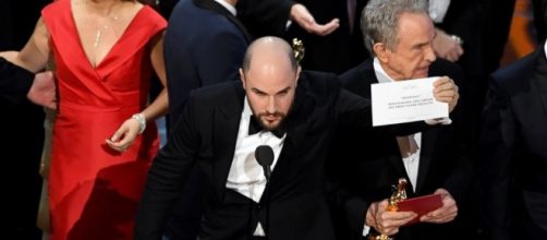The epic Oscar 'Best Picture' mistake, due to human error in accountant keepers of envelopes/ From - go.com