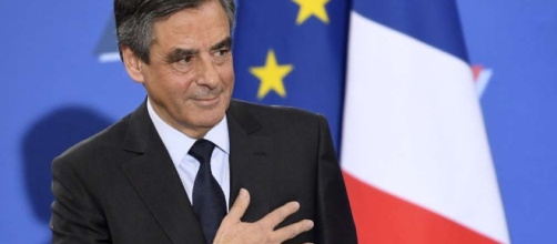 François Fillon la main sur le coeur ! - Sud Ouest.fr - sudouest.fr