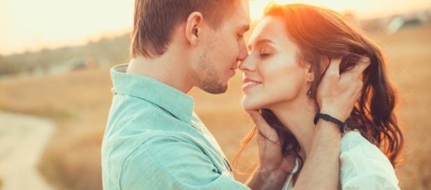 5 atitudes da mulher que adoçam a vida de um homem Fina e Rica - finaerica.com 5 atitudes da mulher que adoçam a vida de um homem Fina e Rica - finaerica.com