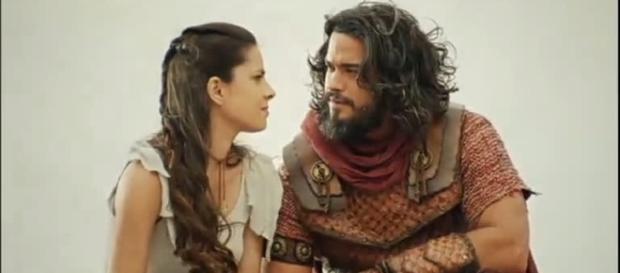 Aruna e Josué na novela 'A Terra Prometida' (Divulgação/Record) Aruna e Josué na novela 'A Terra Prometida' (Divulgação/Record)