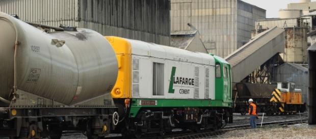 Lafarge - ciment usine - CC BY Lafarge - ciment usine - CC BY