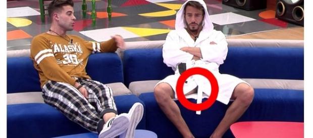Marco Ferri enseña todo el 'paquete'. Marco Ferri enseña todo el 'paquete'.