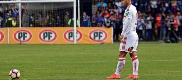 Meia Gastón Fernandez atualmente joga no Univerdad de Chile Meia Gastón Fernandez atualmente joga no Univerdad de Chile
