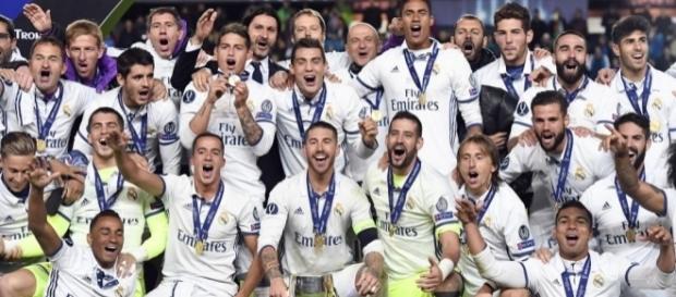 MERCATO : Un attaquant cinq étoiles choisit le Real Madrid MERCATO : Un attaquant cinq étoiles choisit le Real Madrid