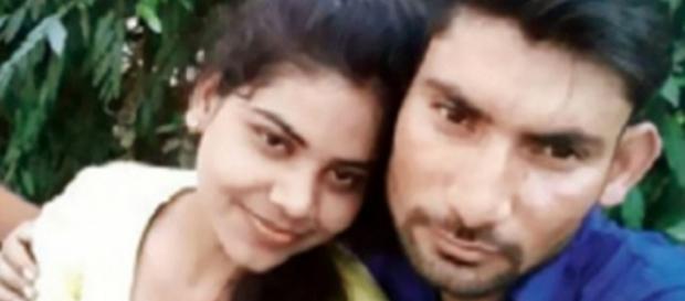 Rachna Sisodia com o marido Devesh Chaudhary Rachna Sisodia com o marido Devesh Chaudhary