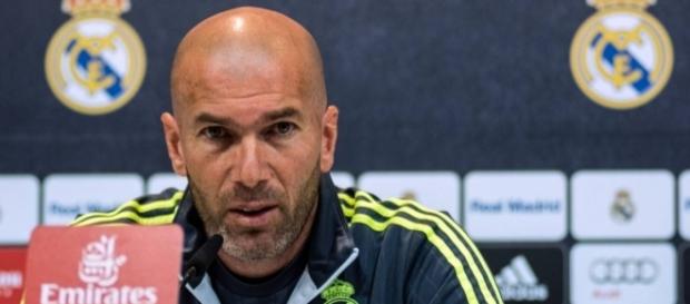 RÉPONSE : Zidane avertit le FC Barcelone ! RÉPONSE : Zidane avertit le FC Barcelone !