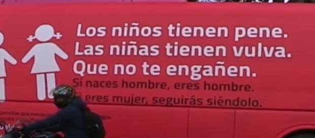 Spot publicitario de la ONG Hazte Oír Spot publicitario de la ONG Hazte Oír