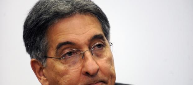 Tempo para respirar: Pimentel é acusado de receber propina enquanto era ministro de Dilma (Foto: Governo do Estado de MG). Tempo para respirar: Pimentel é acusado de receber propina enquanto era ministro de Dilma (Foto: Governo do Estado de MG).