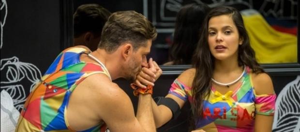 Emilly diz que pode estar grávida Emilly diz que pode estar grávida