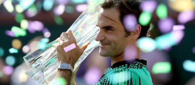 Roger Federer vainqueur à Indian Wells remporte son 90e trophée Roger Federer vainqueur à Indian Wells remporte son 90e trophée