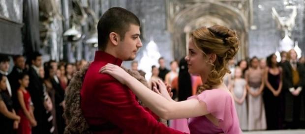 The Wizarding World of Harry Potter May Host a Yule Ball | Nerdist - nerdist.com The Wizarding World of Harry Potter May Host a Yule Ball | Nerdist - nerdist.com