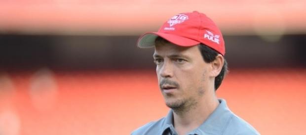Time de Fernando Diniz luta para não ir parar na série A-2 Time de Fernando Diniz luta para não ir parar na série A-2