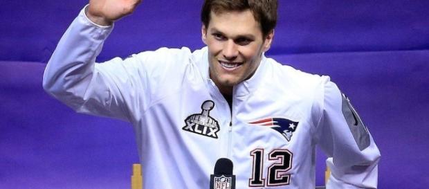 Why Tom Brady Is the Greatest NFL Quarterback of All Time, Period - cheatsheet.com Why Tom Brady Is the Greatest NFL Quarterback of All Time, Period - cheatsheet.com