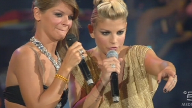 Primo serale della nuova stagione di Amici.