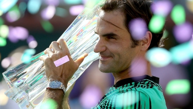 Roger Federer vainqueur à Indian Wells remporte son 90e trophée