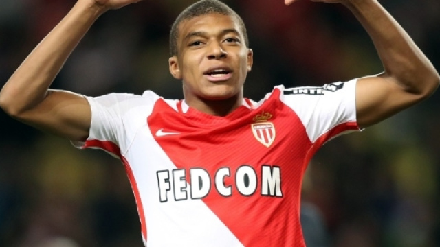 Monaco : Mbappé bat un record de précocité sur les 25 dernières ... - bfmtv.com