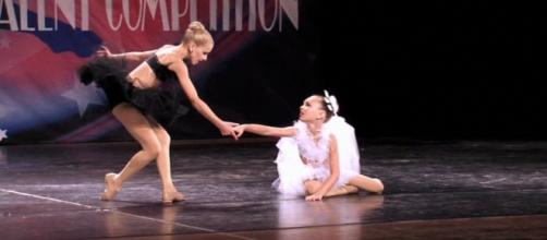 Chloe Lukasiak happy to return to "Dance Moms" while Maddie Ziegler is glad to be out. (via Blasting News library)