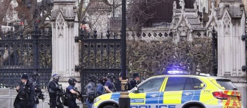 Attentato a Londra. Diversi feriti