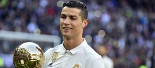 Real Madrid : Le futur maillot à fuité !