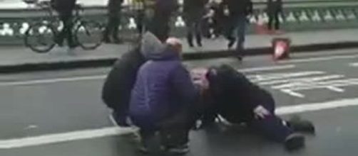 Video di un uomo ferito nell'attentato a Londra