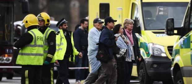 Atentado en Londres deja al menos cuatro fallecidos Foto: Cortesía cnnespanol.cnn.com Atentado en Londres deja al menos cuatro fallecidos Foto: Cortesía cnnespanol.cnn.com