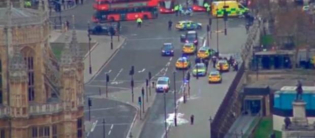 la Policía Metropolitana de Londres no descarta que este hecho pueda ser obra de un “incidente terrorista”. (Foto: Reuters) la Policía Metropolitana de Londres no descarta que este hecho pueda ser obra de un “incidente terrorista”. (Foto: Reuters)