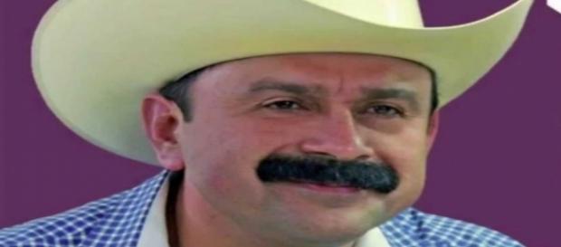 Otro ladrón que tenemos que soportar los mexicanos. Otro ladrón que tenemos que soportar los mexicanos.