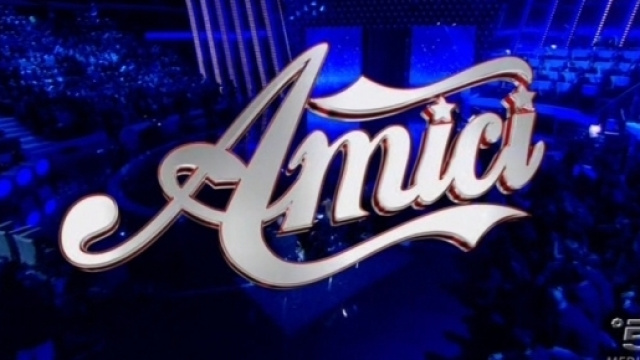 Amici news: i 'no' di Miguel Bos&egrave; e Gianni Morandi al serale