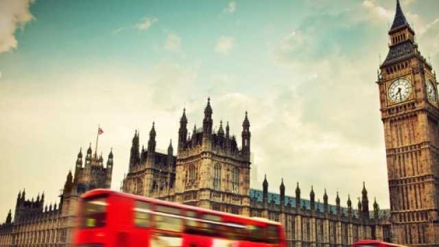 Attentato terroristico davanti al Parlamento di Londra